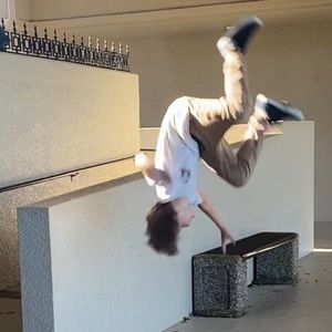 Meet your Posher, Logan